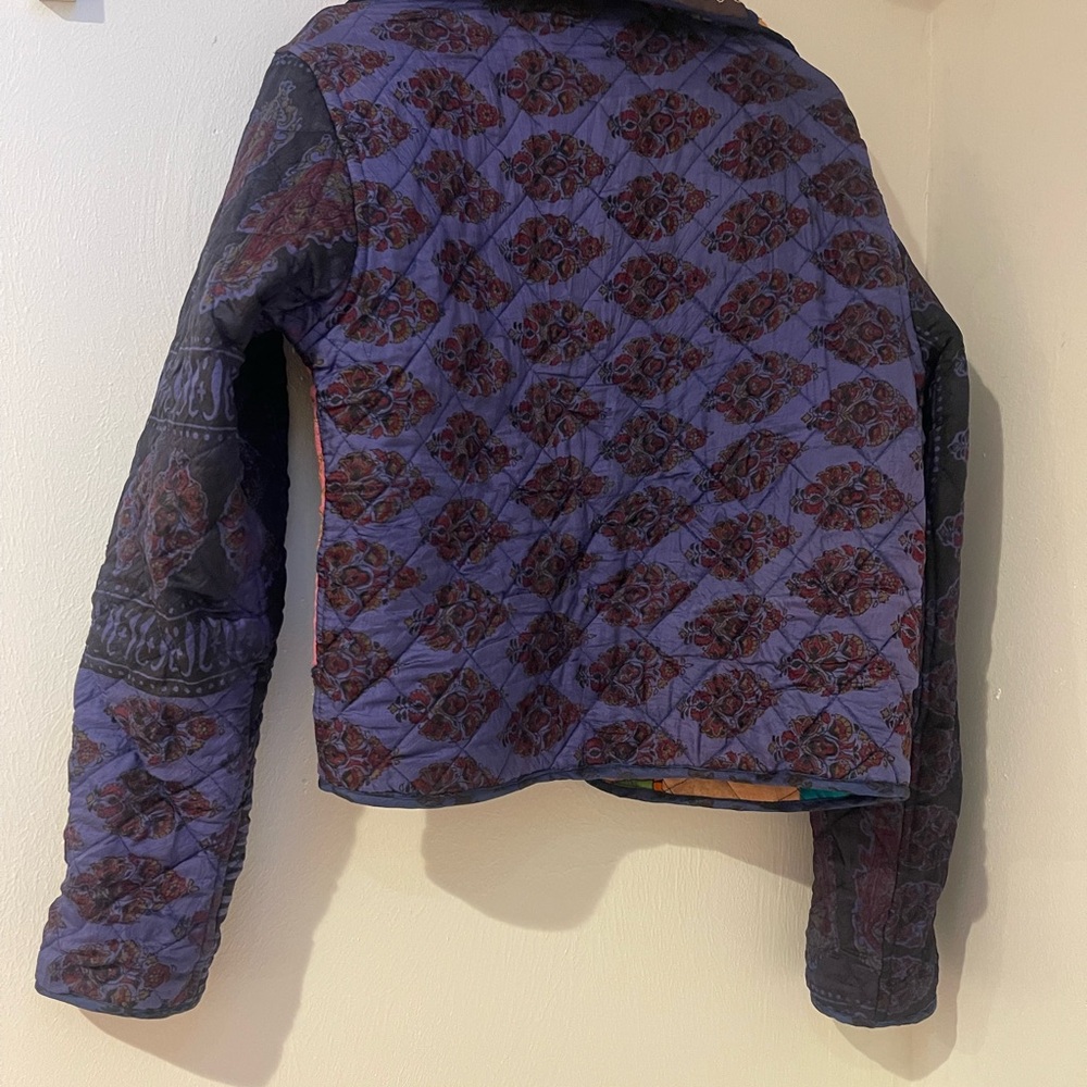 Quilted Jacket - Picture 6 of 8
